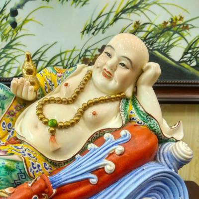 Tượng Phật Di Lặc Cưỡi Thanh Long Vượt Biển